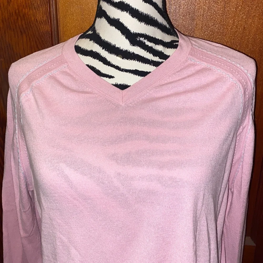 Ted Baker London pink V-neck sweater size 4- US 10
